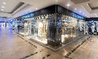 Giovane Gentile Mica Mall