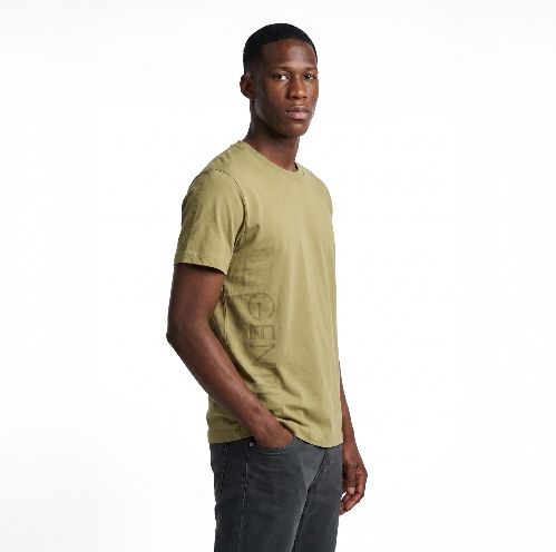 Picture of Giovane G. Designers T-shirt