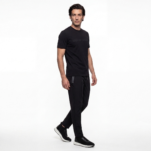 Picture of Giovane G. Designers T-Shirt