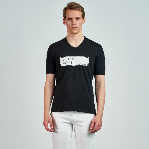 Picture of Giovane G. Designers T-shirt