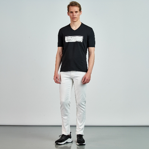 Picture of Giovane G. Designers T-shirt