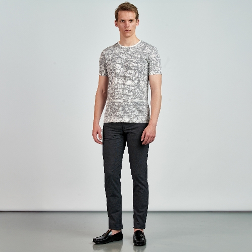 Picture of Giovane G. Designers T-shirt