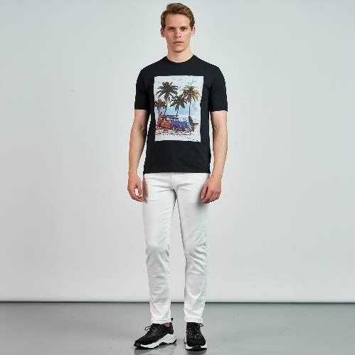 Picture of Giovane G. Designers T-shirt