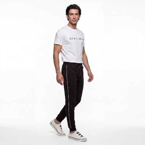 Picture of Giovane G. Designers T-Shirt