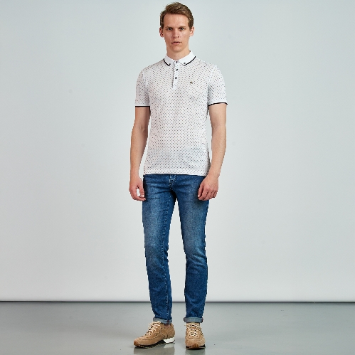 Picture of Giovane G. Designers T-shirt